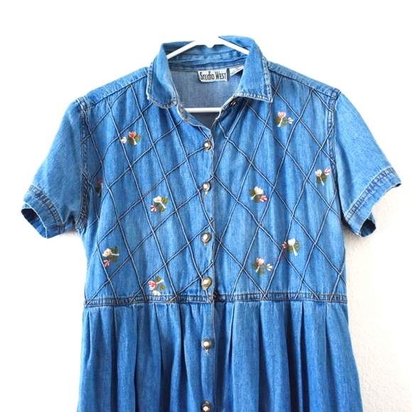 Vintage denim embroidered dress - Picture 3 of 6